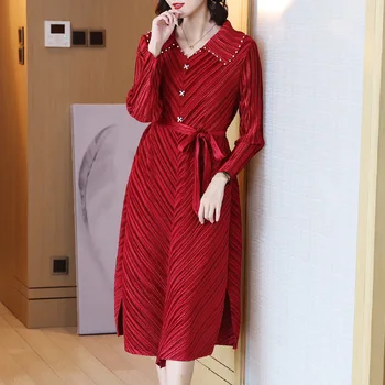Miyake Plissado Vestido para as Mulheres, Em 2022, Outono e Inverno Nova Moda francesa Frisado de Manga Longa, Gola Polo Cintura do Vestido Vermelho e Vestidos